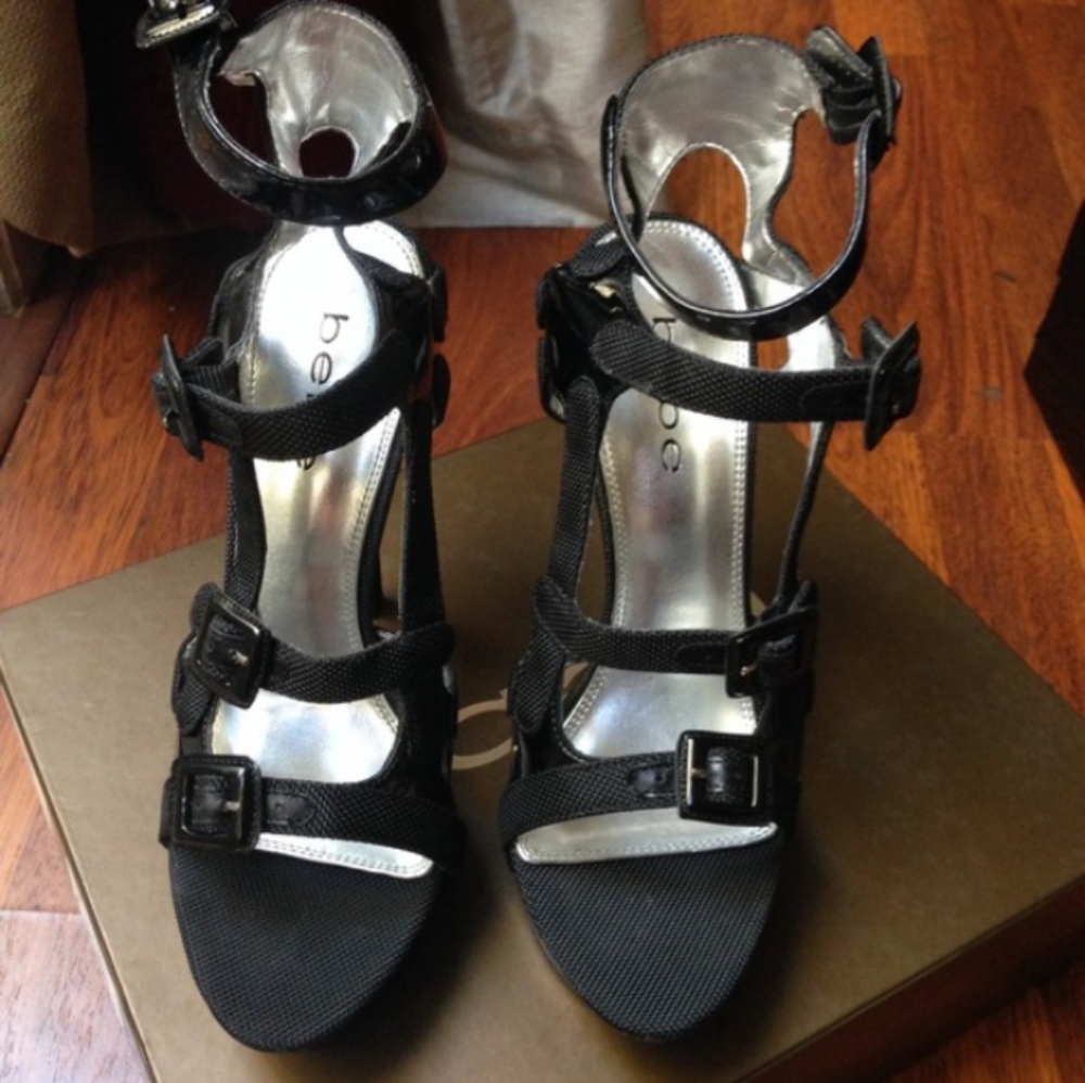 NIB $159 BeBe Black Strappy Caged Platform Heels Sz 8.5 ***FINAL***